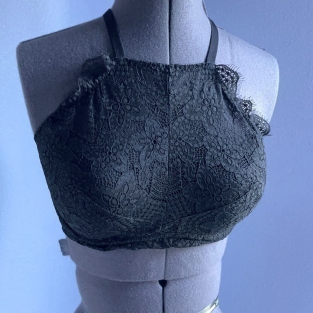 Pink Victoria’s Secret bra  small D to DD bra